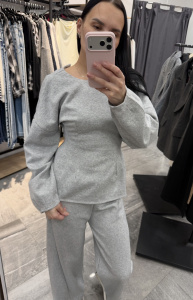 Костюм приталенный, серый