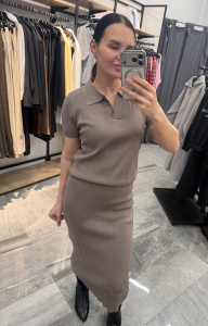 Костюм с юбкой, бежевый