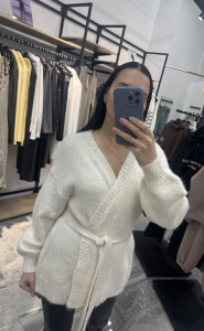 Кардиган с поясом, молочный